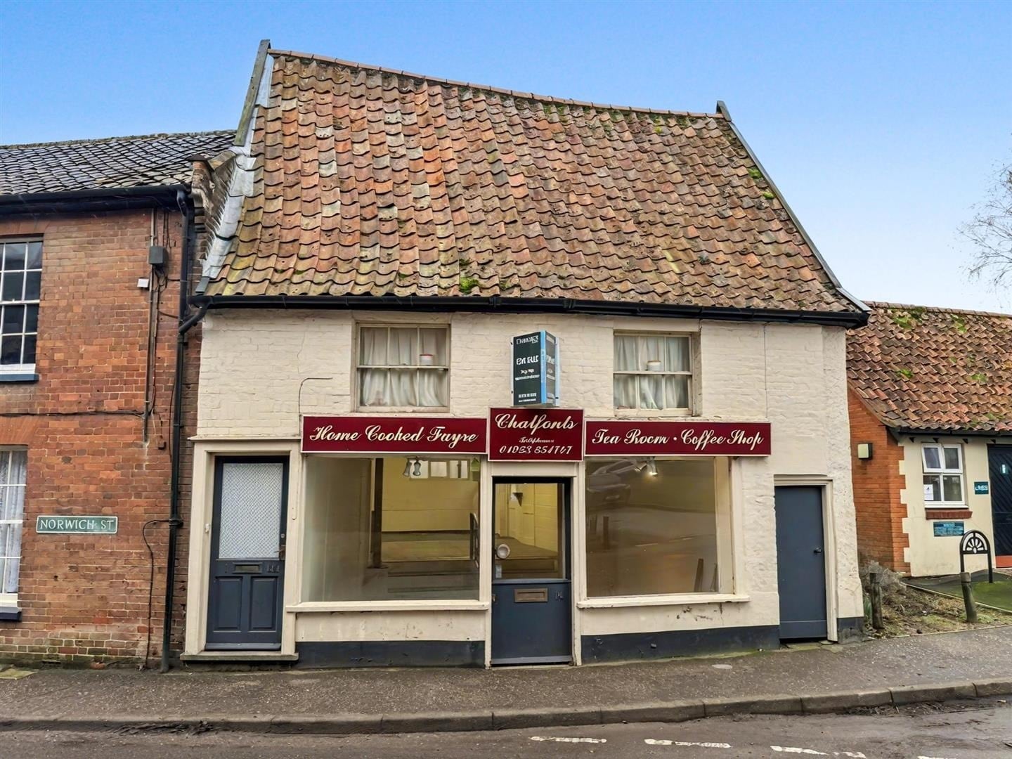 14 Market Pl, Hingham for sale Building Photo- Image 1 of 7