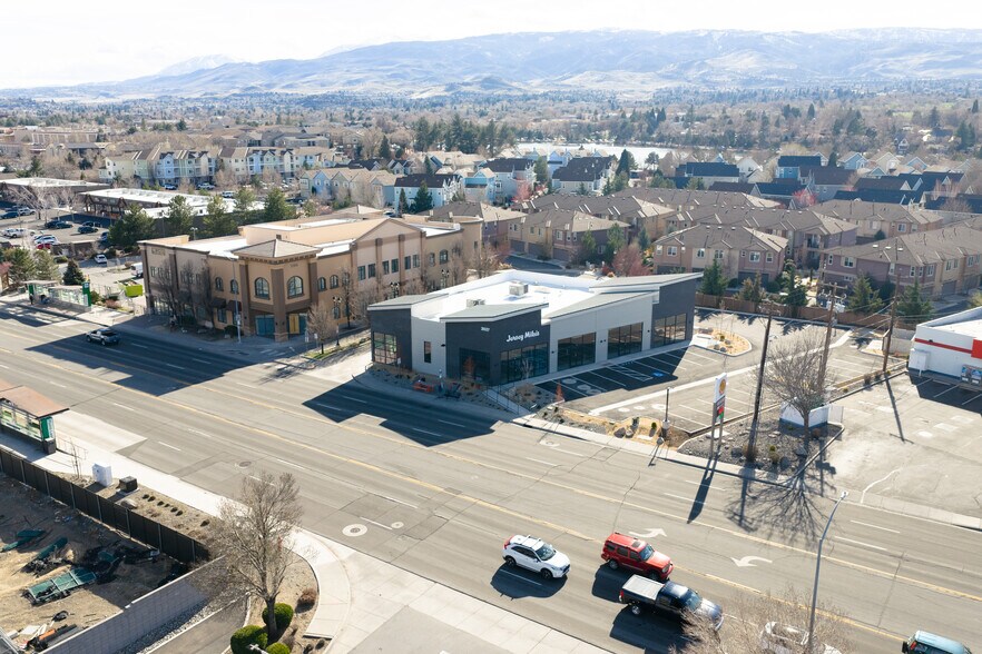 2027 S Virginia St, Reno, NV à louer - Photo du bâtiment - Image 3 de 5