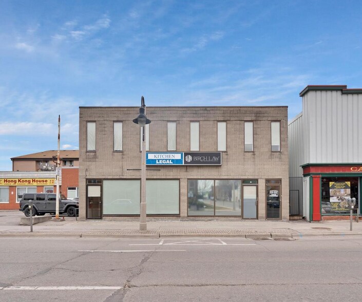 95 Simcoe St S, Oshawa, ON à vendre - Photo du bâtiment - Image 1 de 1