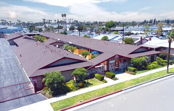 6851 Dale St, Buena Park, CA - AERIAL map view