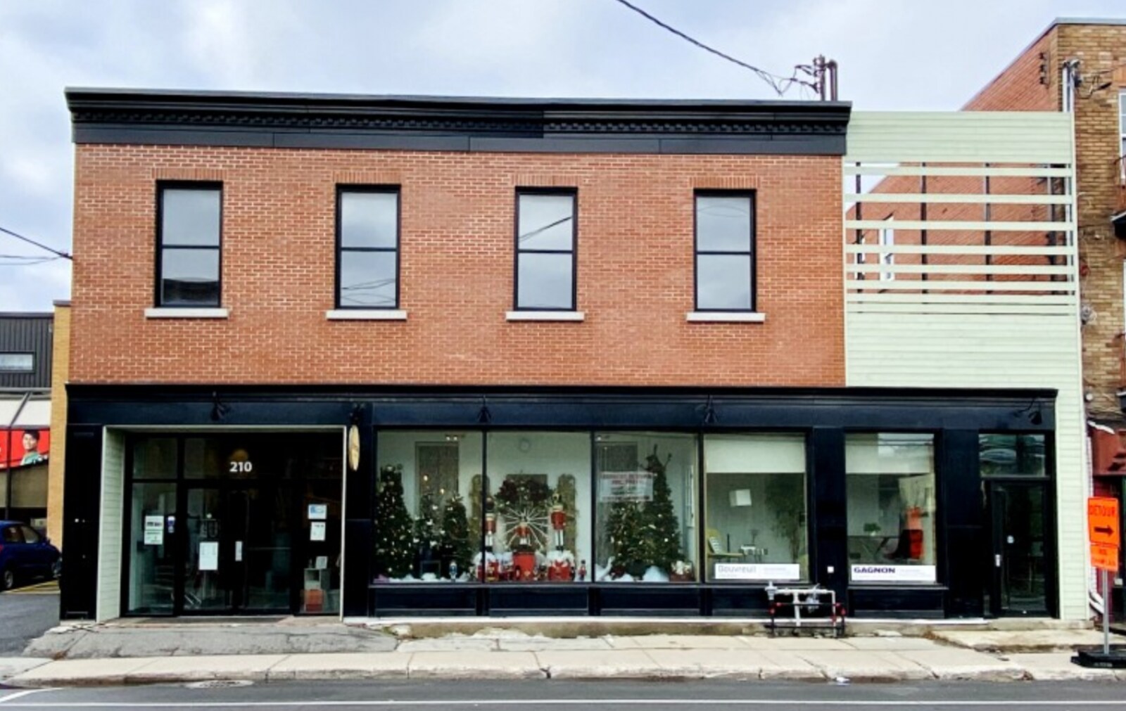 210 Rue Champlain, Saint-jean-sur-richelieu, QC à vendre Photo principale- Image 1 de 1