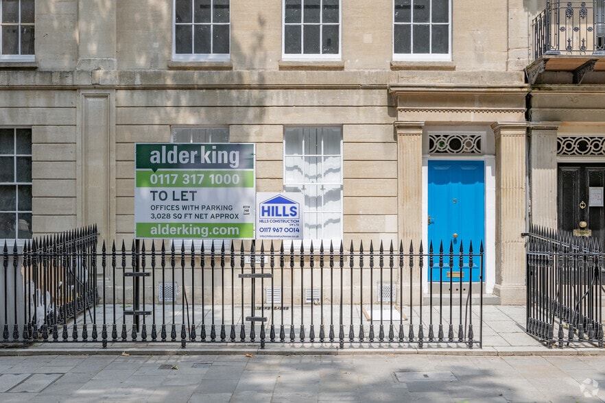 5 Queen Sq, Bristol for lease - Building Photo - Image 3 of 3
