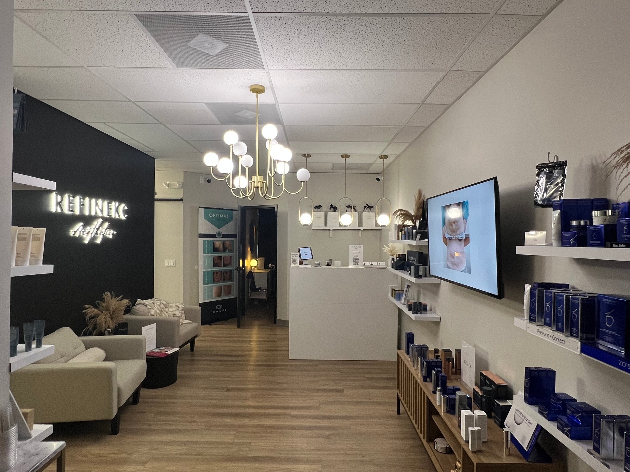 1400-1420 NW Vivion Rd, Kansas City, MO for lease Interior Photo- Image 1 of 9