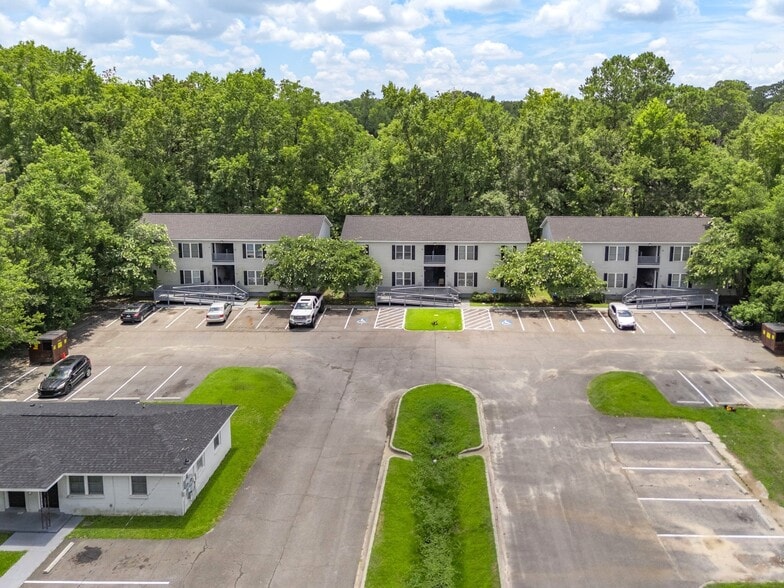 4509-4511 Old Louisville Rd, Garden City, GA à vendre - Photo du bâtiment - Image 2 de 27