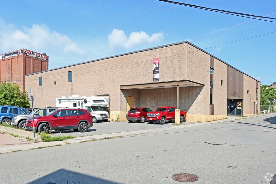10 John St, Brockville, ON for sale - Primary Photo - Image 1 of 1