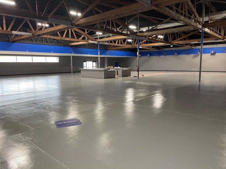 830 28th St SW, Grand Rapids, MI à louer - Photo intérieure - Image 2 de 8