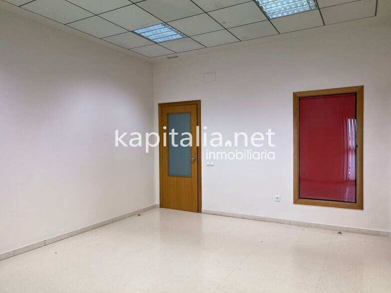 Office in Ontinyent, Valencia for lease - Building Photo - Image 2 of 5