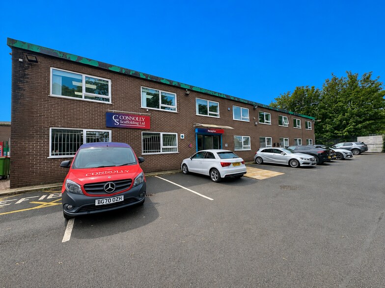 Astor Rd, Salford à vendre - Photo du bâtiment - Image 2 de 12