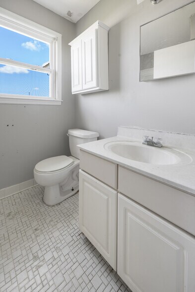 109 Lisa Dr, Lexington, SC à vendre - Photo du bâtiment - Image 2 de 27