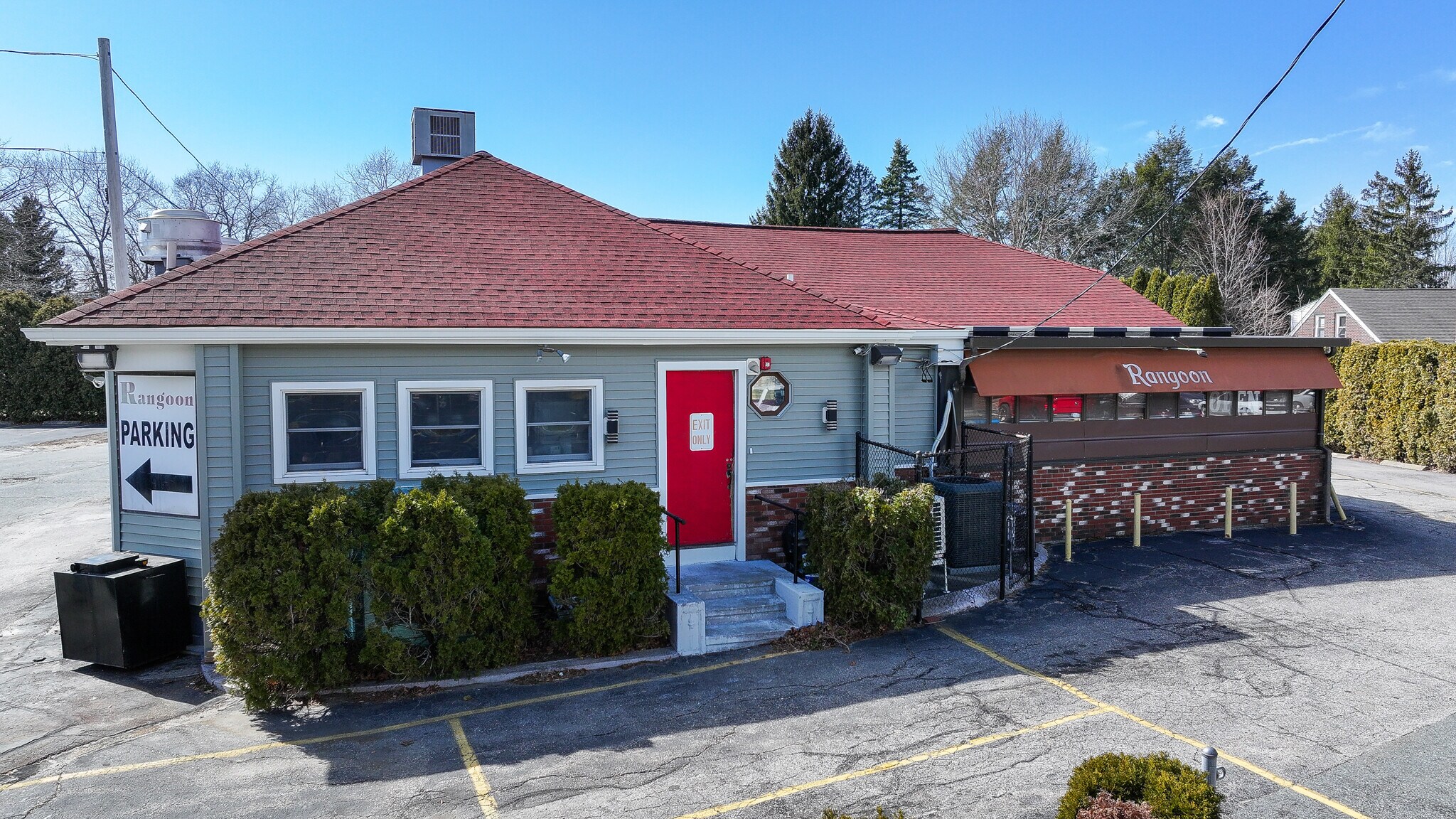 294 Waterman Ave, Smithfield, RI à vendre Photo du bâtiment- Image 1 de 7
