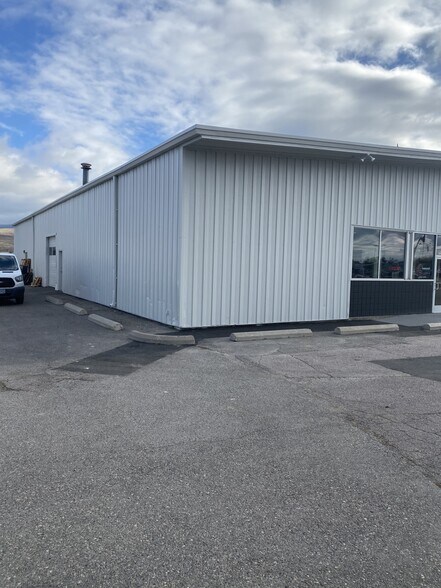 3110 W Broadway St, Missoula, MT à vendre - Photo du bâtiment - Image 2 de 7