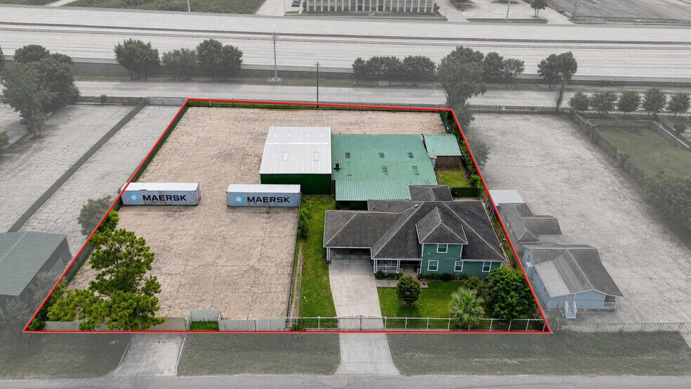 9024 Eastex Fwy, Houston, TX à vendre - Photo du bâtiment - Image 3 de 30