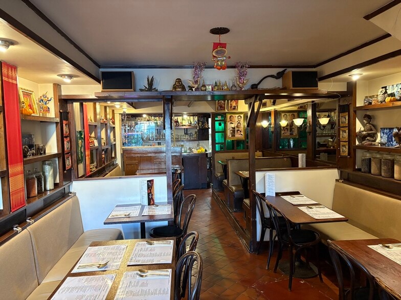 13 Boyces St, Brighton for sale - Building Photo - Image 3 of 6