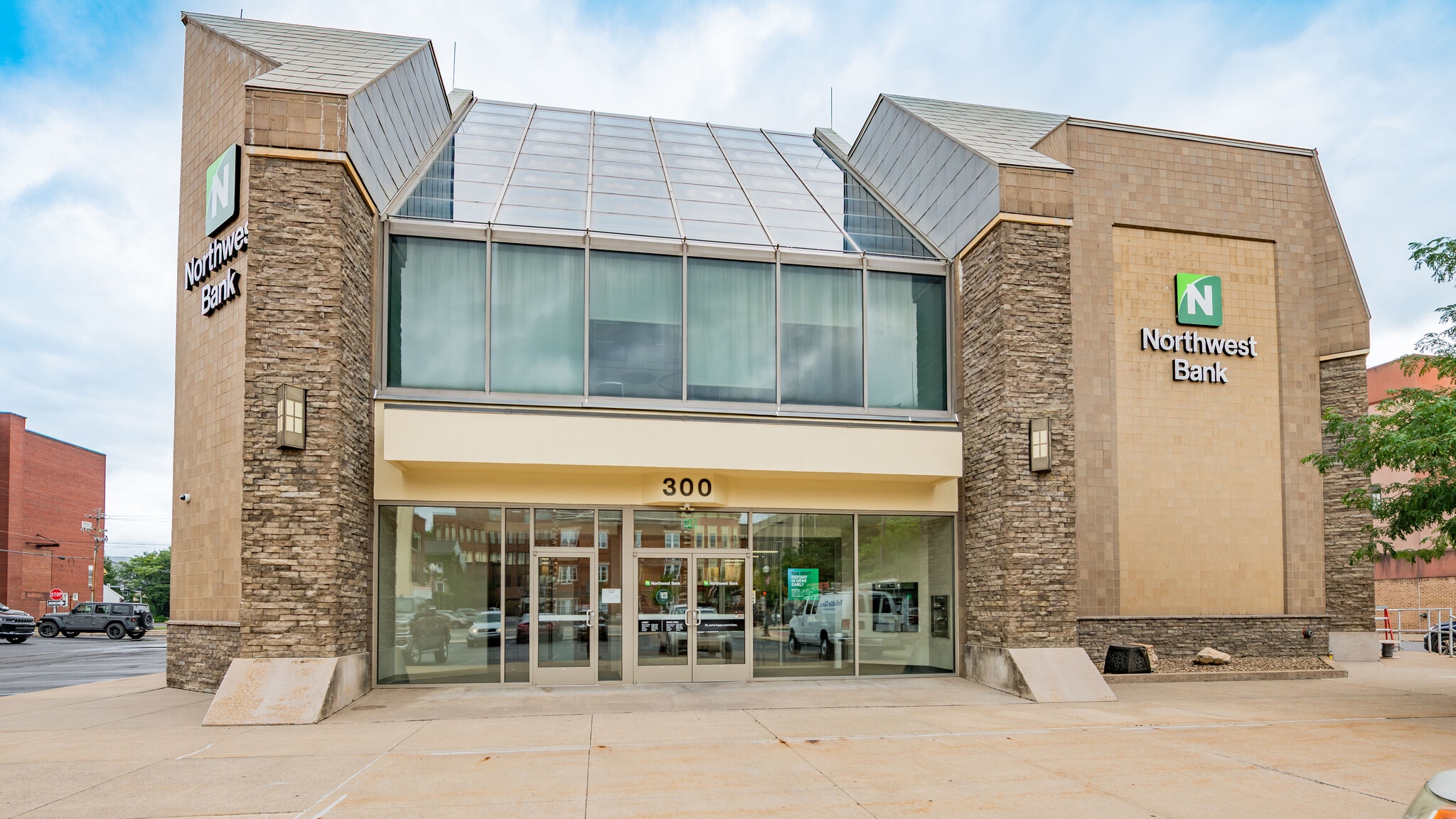 300 Market St, Williamsport, PA for lease Building Photo- Image 1 of 15