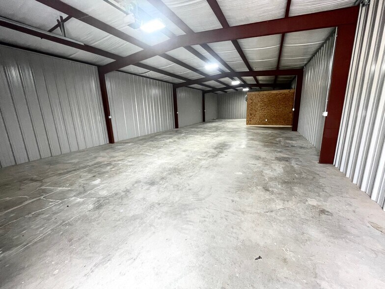 2527 Flynt, Midland, TX à louer - Photo du bâtiment - Image 2 de 6