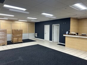 2301-2401 Liberty Heights Ave, Baltimore, MD for lease Interior Photo- Image 2 of 15