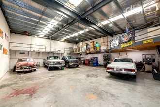 56 Keys Rd, Cheltenham for lease Interior Photo- Image 2 of 3