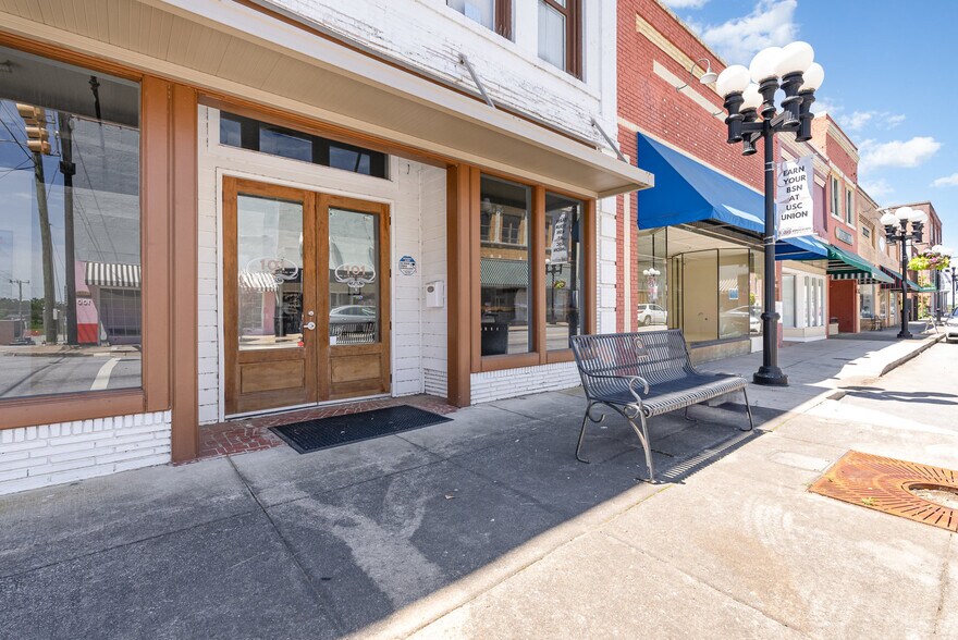 101 W Main St, Union, SC à vendre - Photo du bâtiment - Image 3 de 29