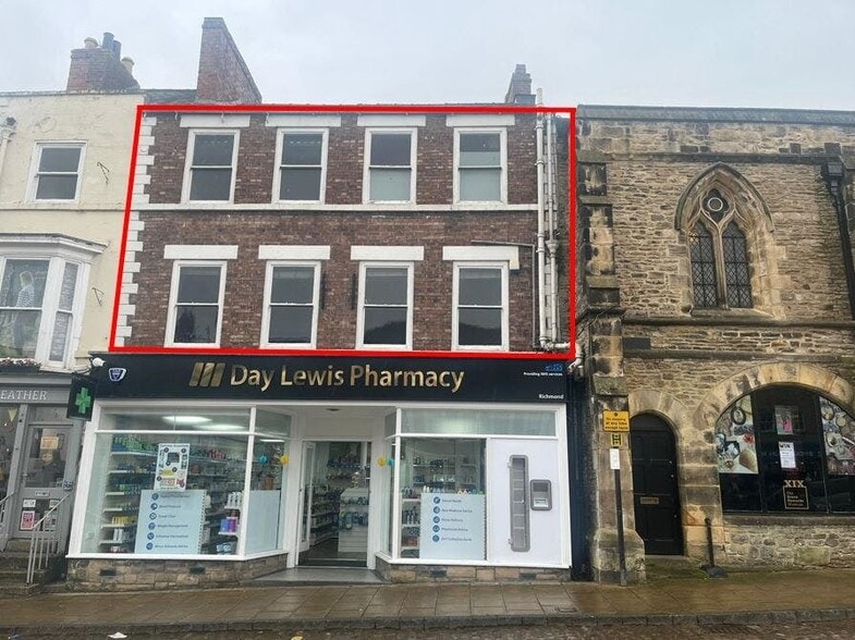 5-6 Trinity Church Sq, Richmond for lease - Building Photo - Image 1 of 2