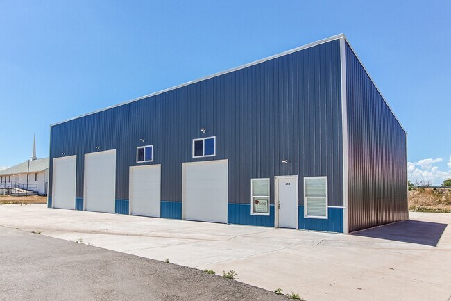 Plus de détails pour 655 7th Ave, Deer Trail, CO - Industriel à vendre