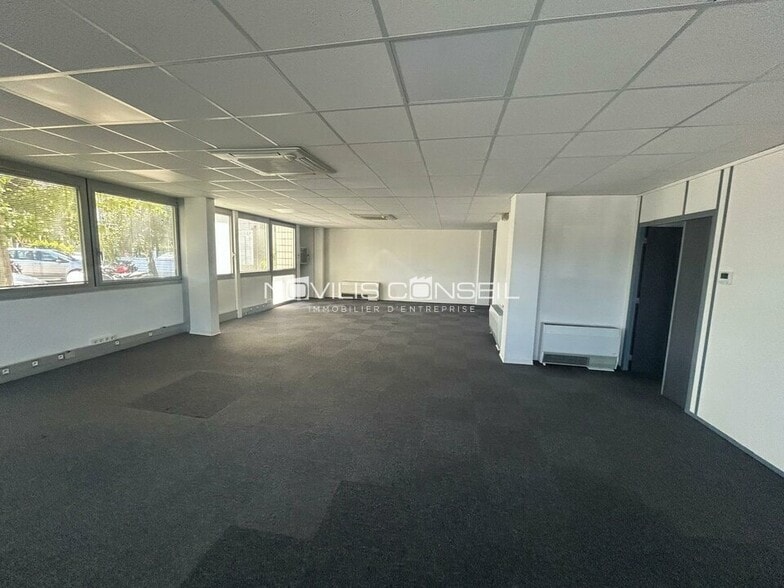 Office in Blagnac for lease - Interior Photo - Image 3 of 12