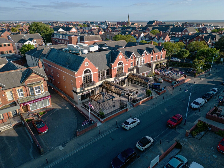 21-23 Wood St, Lytham St Annes for lease - Building Photo - Image 3 of 15