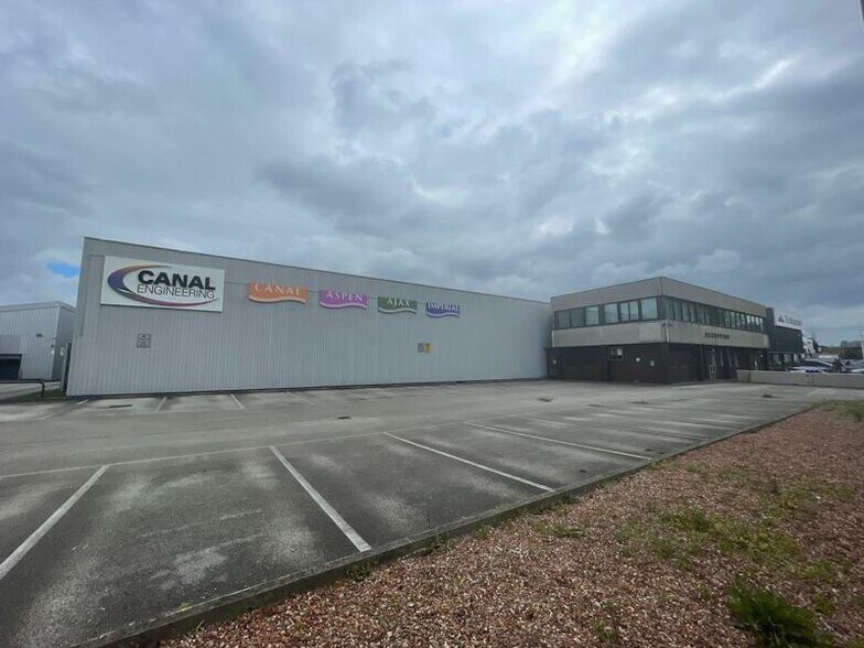 Lenton Ln, Nottingham à vendre - Photo du bâtiment - Image 2 de 7