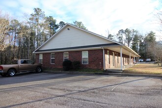 110 Ministry Dr, Irmo, SC for lease Building Photo- Image 2 of 11