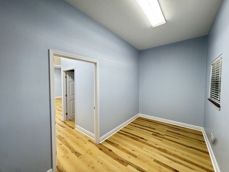 255 N 15th St, Ponchatoula, LA à louer - Photo du bâtiment - Image 2 de 4