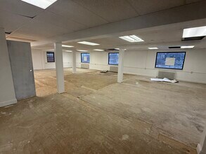 990-992 Greentree Rd, Pittsburgh, PA à louer Photo intérieure- Image 1 de 9