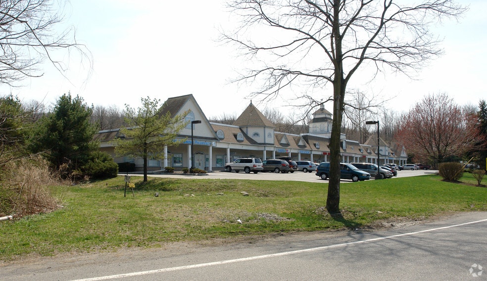 1200 State Route 208, Monroe, NY for lease - Building Photo - Image 3 of 3