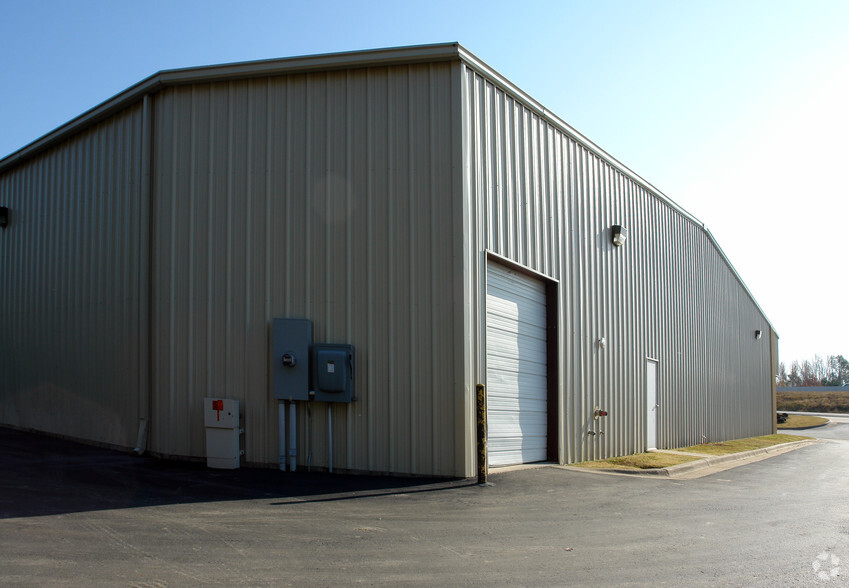 6527 Warden Rd, North Little Rock, AR for lease - Building Photo - Image 3 of 12