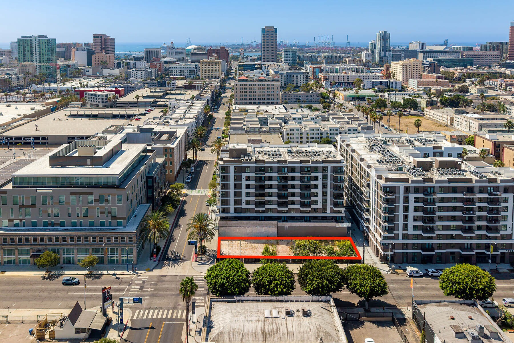 655 Pine Ave, Long Beach, CA à vendre Photo principale- Image 1 de 8