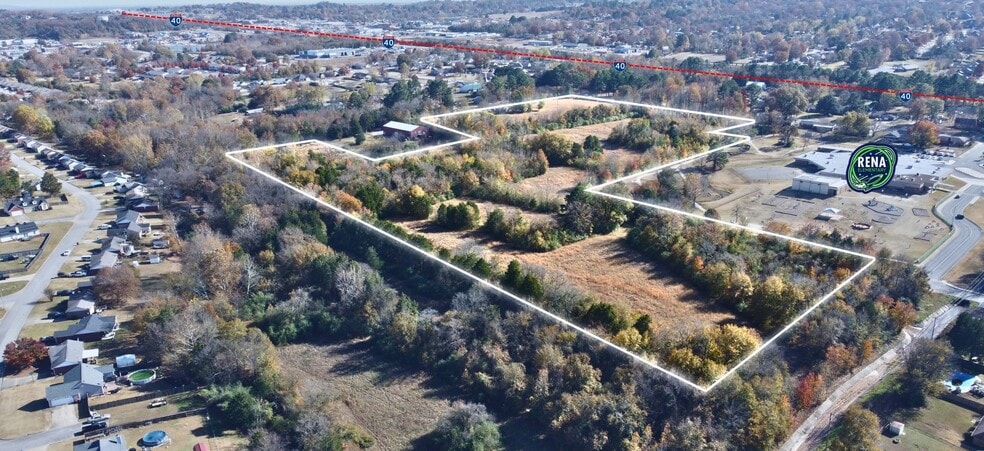 2031 Floyd Ln, Van Buren, AR à vendre - Photo du bâtiment - Image 3 de 5