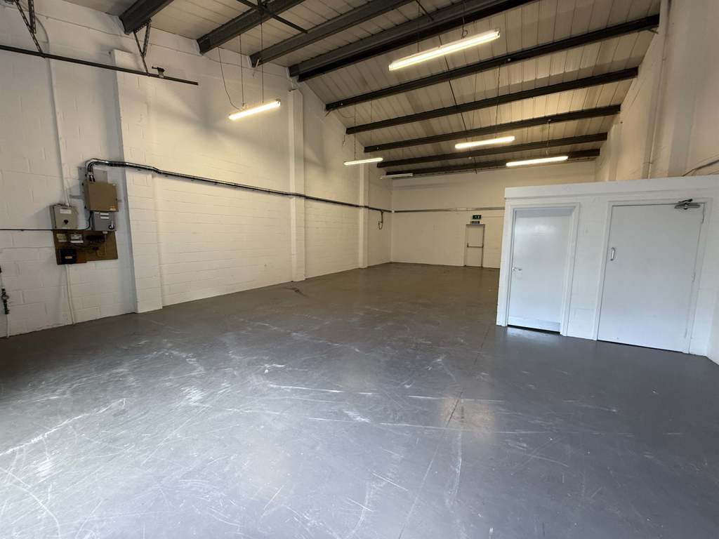 Sabre Ct, Gillingham for lease Interior Photo- Image 1 of 5