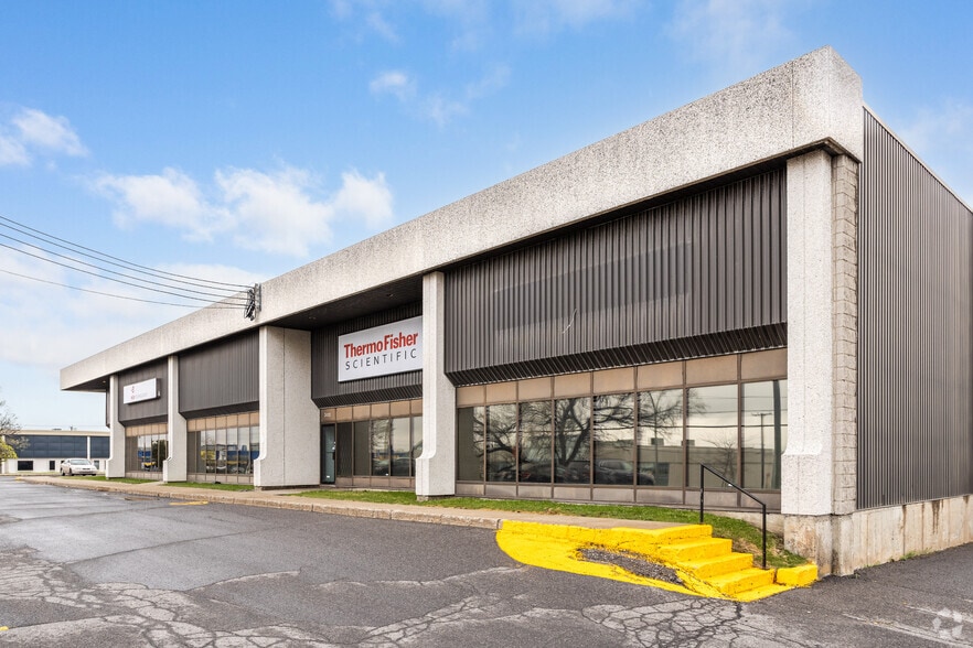 3400-3420 Rue Griffith, Montréal, QC for lease - Building Photo - Image 2 of 6