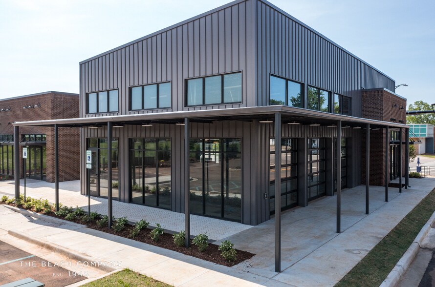 3700 Governors Dr SW, Huntsville, AL à louer - Photo du bâtiment - Image 3 de 3