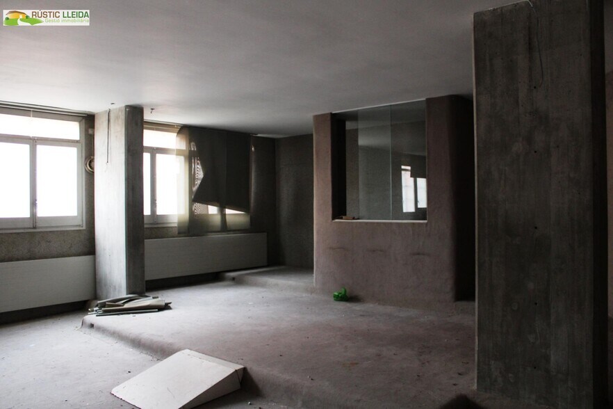 Multifamily in Tàrrega, Lérida for sale - Building Photo - Image 2 of 2