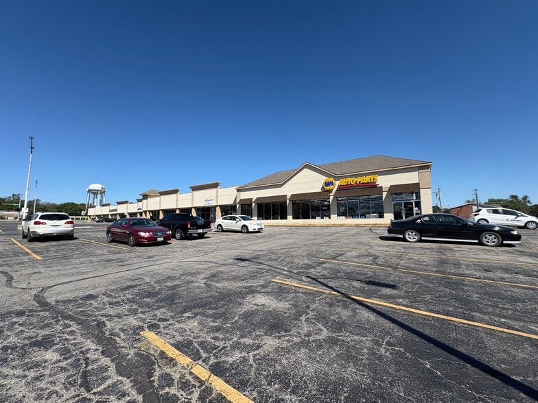 114-138 E North Ave, Belton, MO for sale - Building Photo - Image 3 of 6