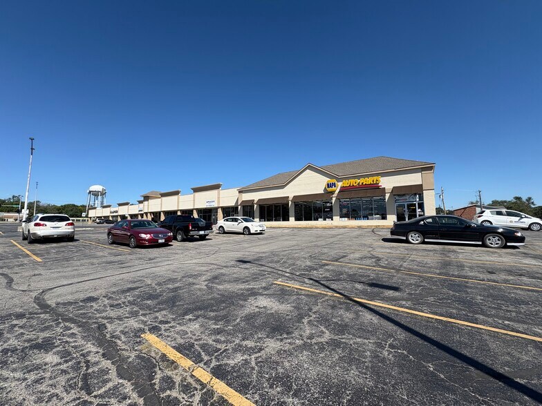114-138 E North Ave, Belton, MO à vendre - Photo du bâtiment - Image 3 de 6