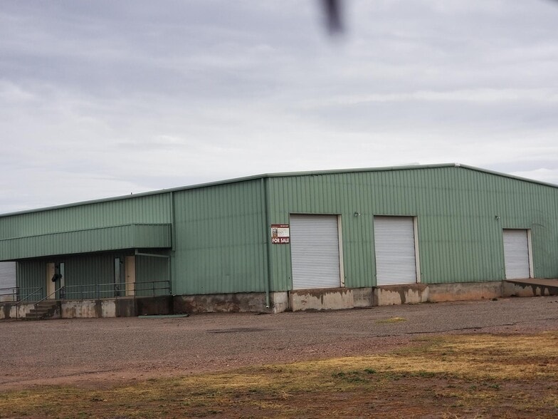 100 E 9th St, Douglas, AZ for lease - Building Photo - Image 2 of 6
