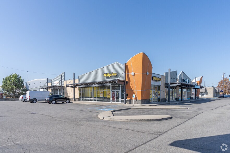 5320 E Sprague Ave, Spokane, WA for lease - Primary Photo - Image 1 of 5