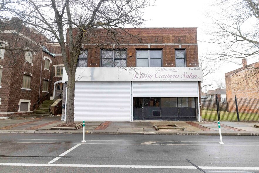 14536 E Jefferson Ave, Detroit, MI à vendre - Photo du bâtiment - Image 3 de 30