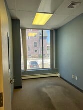 546 Valley Rd, Upper Montclair, NJ for lease Building Photo- Image 2 of 7