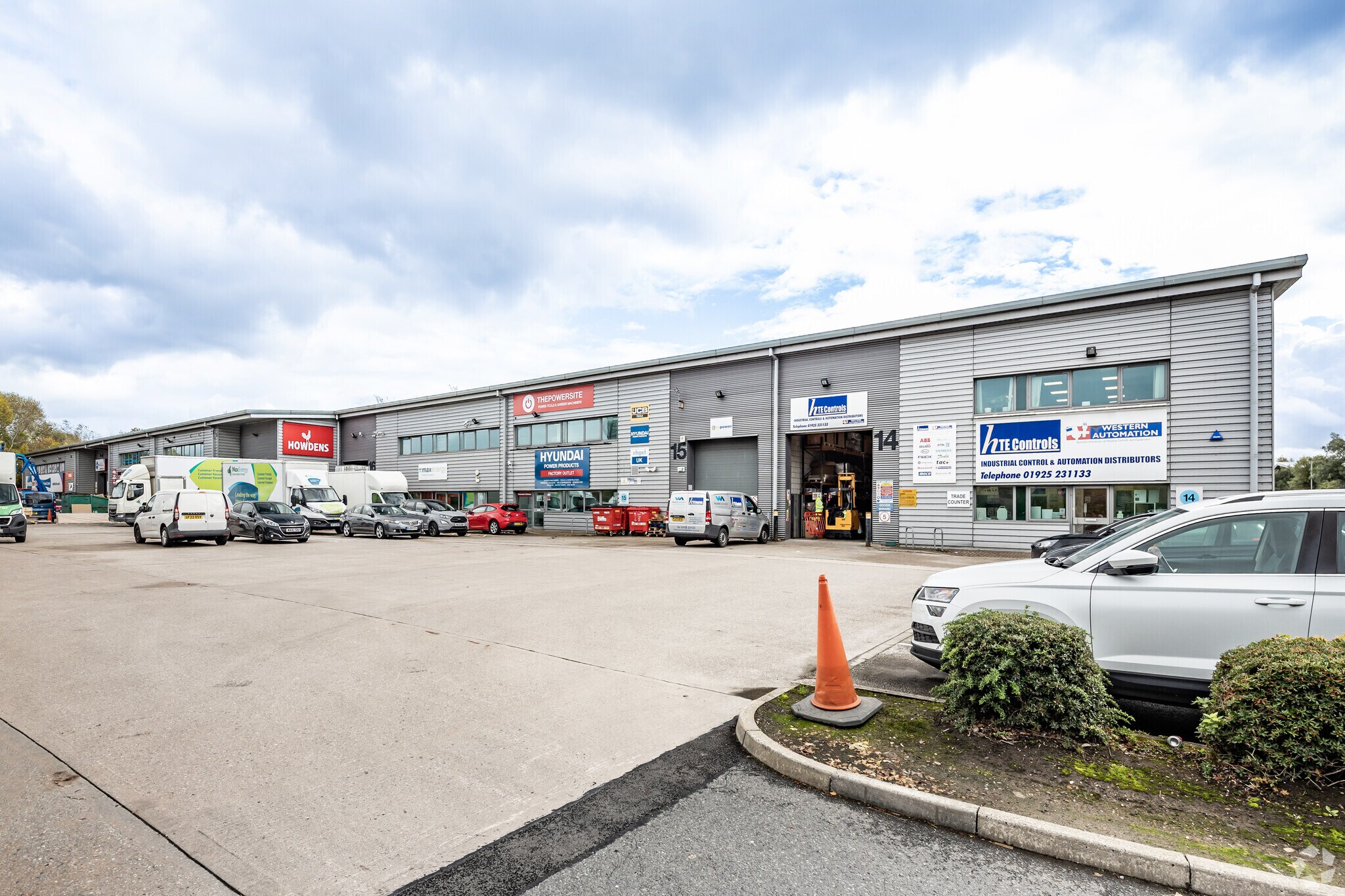 Europa Blvd, Warrington for lease Primary Photo- Image 1 of 4