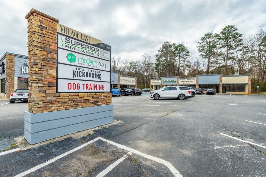 8000 E Brainerd Rd, Chattanooga, TN for lease - Primary Photo - Image 1 of 11