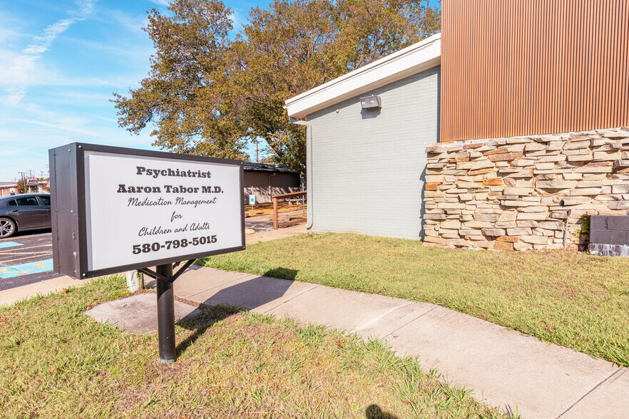 1001 NW 15th Ave, Ardmore, OK à vendre - Photo du bâtiment - Image 3 de 36