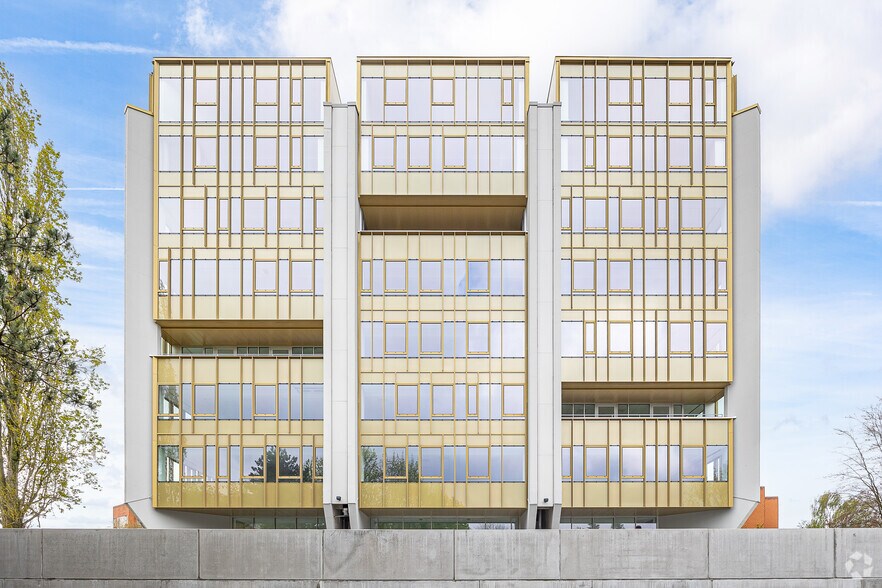 6 Rue Des Techniques, Villeneuve-d'Ascq à louer - Photo du bâtiment - Image 2 de 9