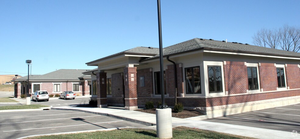 60 E North St, Eureka, MO à vendre - Photo du bâtiment - Image 2 de 2