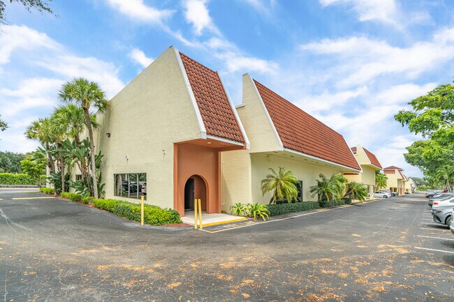 More details for 3001-3067 NW 60th St, Fort Lauderdale, FL - Coworking for Lease